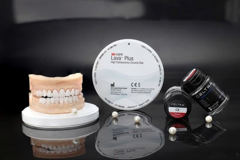 răng sứ lava plus