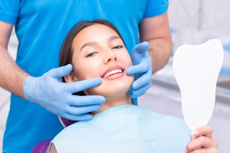 răng toàn sứ mang lại nhiều ưu điểm vượt trội